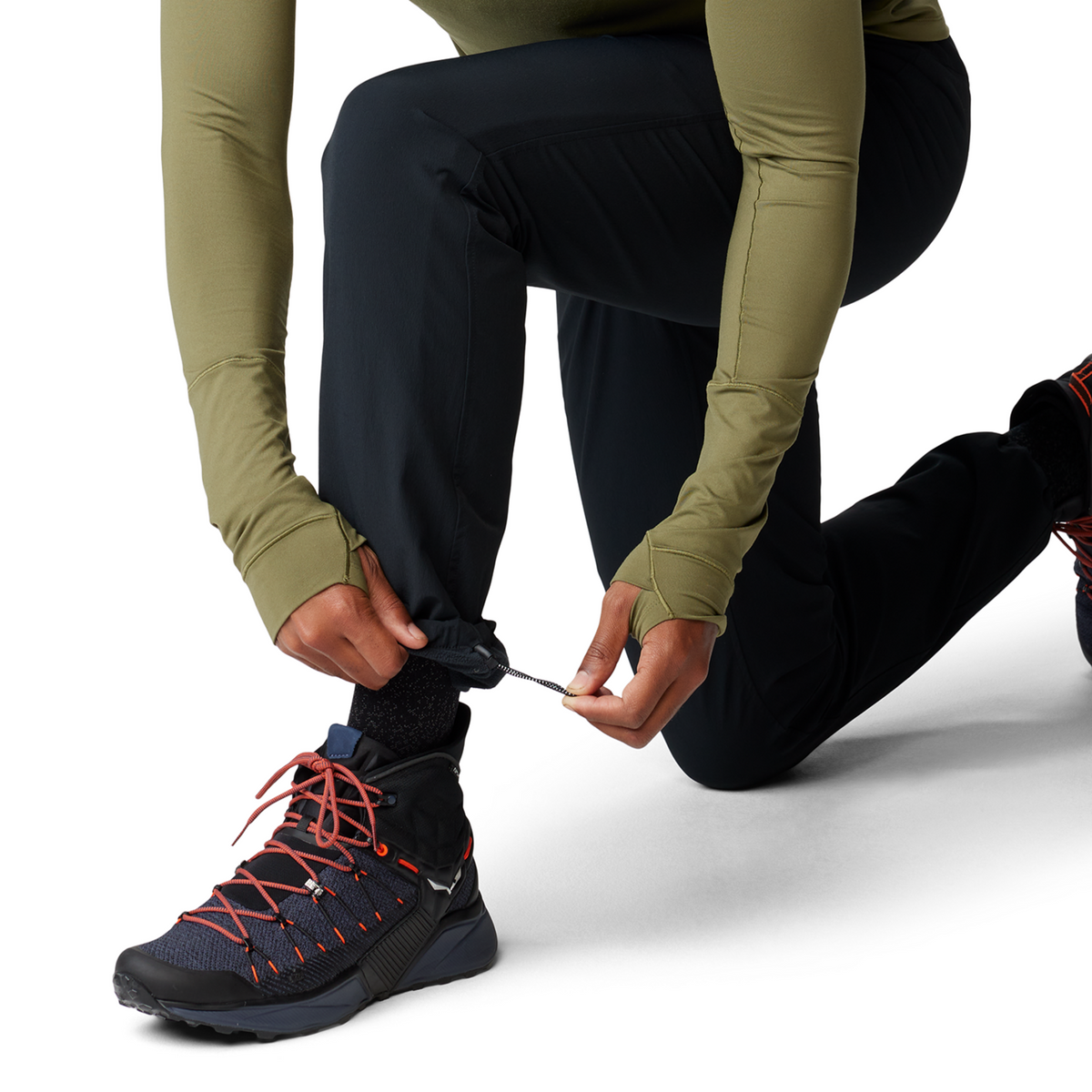 Mountain Hardwear M Yumalino™ Active Lined Pant in SCHWARZ